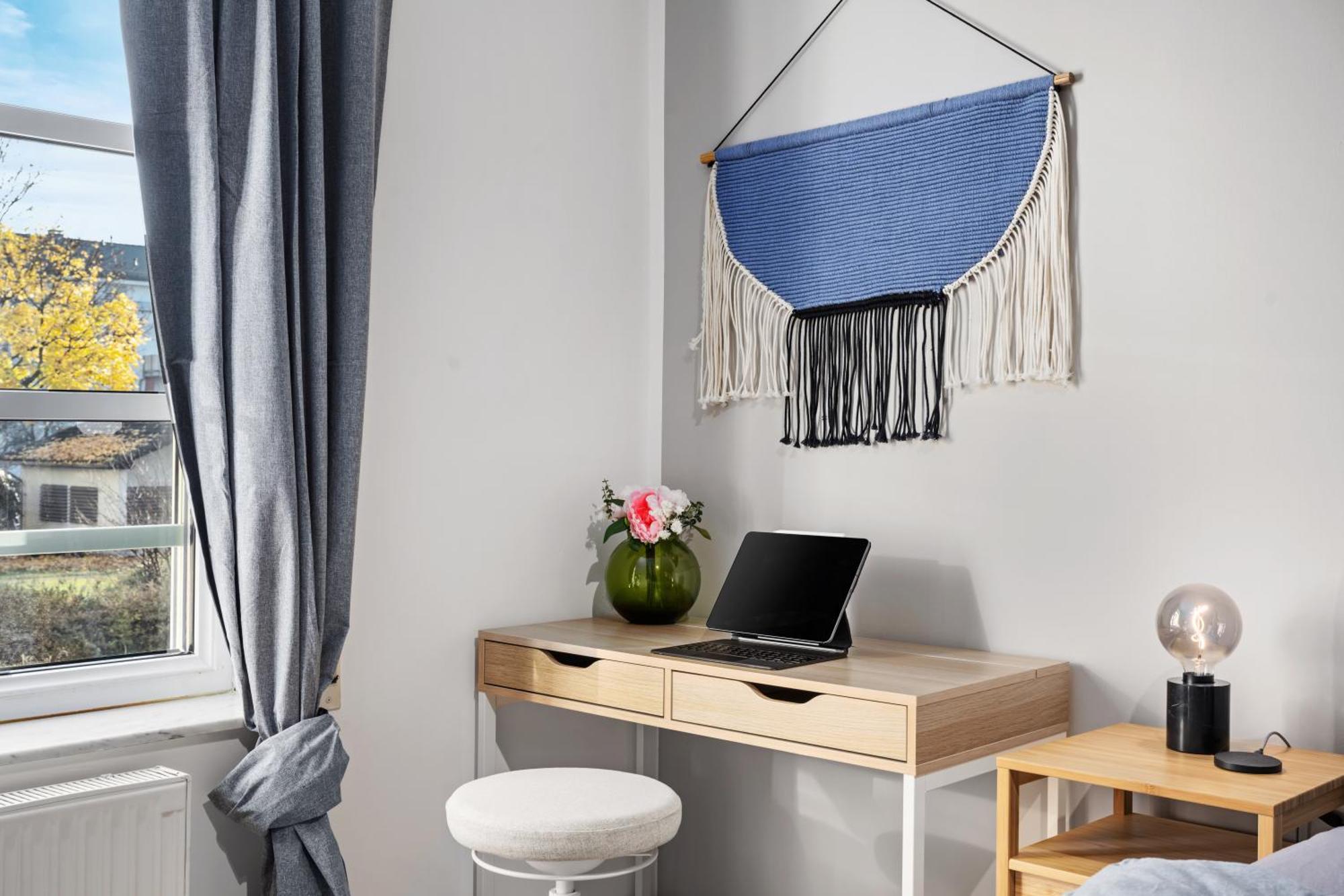 Edler Wohnraum Luxurioeses Apartment Mit Balkon, Boxspringbett, Kaffeevollautomat, Lift & Parkplatz Chemnitz Esterno foto